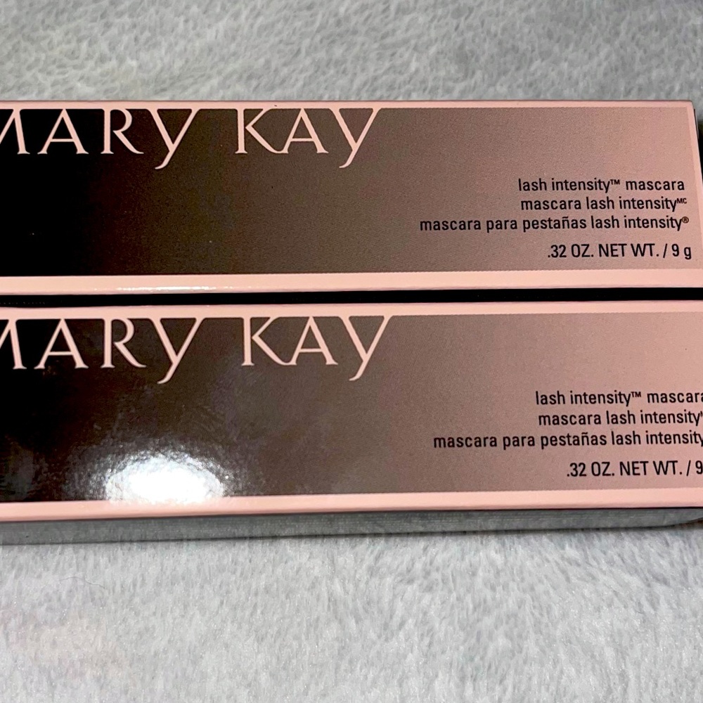 SOLD! NEW IN BOX Lash Intensity Mascara Black